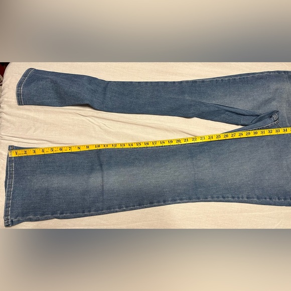 Lee Pull On Bootcut Jeans NWOT - Picture 3 of 6